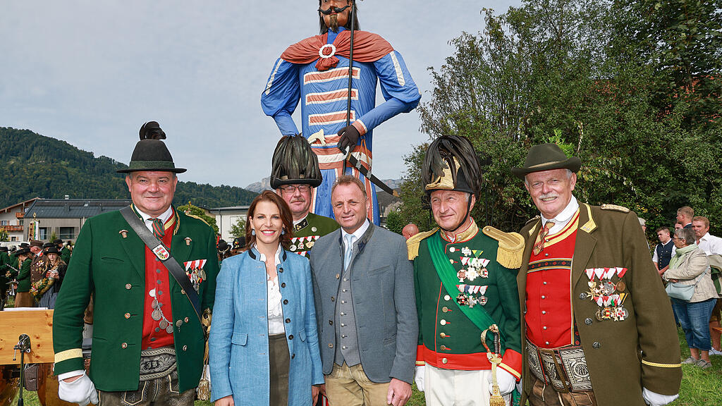 400 Jahre Historische Prangerschützen Bad Vigaun