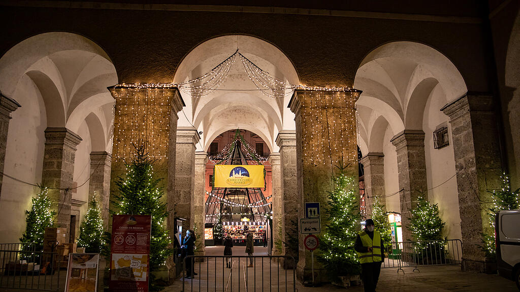 20211118_fmt_christkindlmarkt_eroeffnet_mw-2.jpg