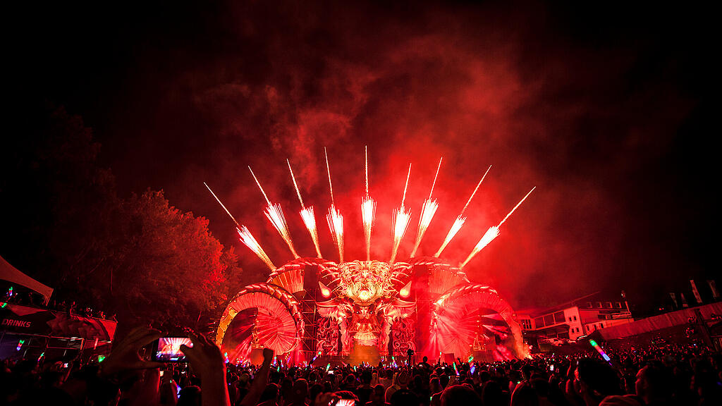 ELF19: Sa, Q-Dance I