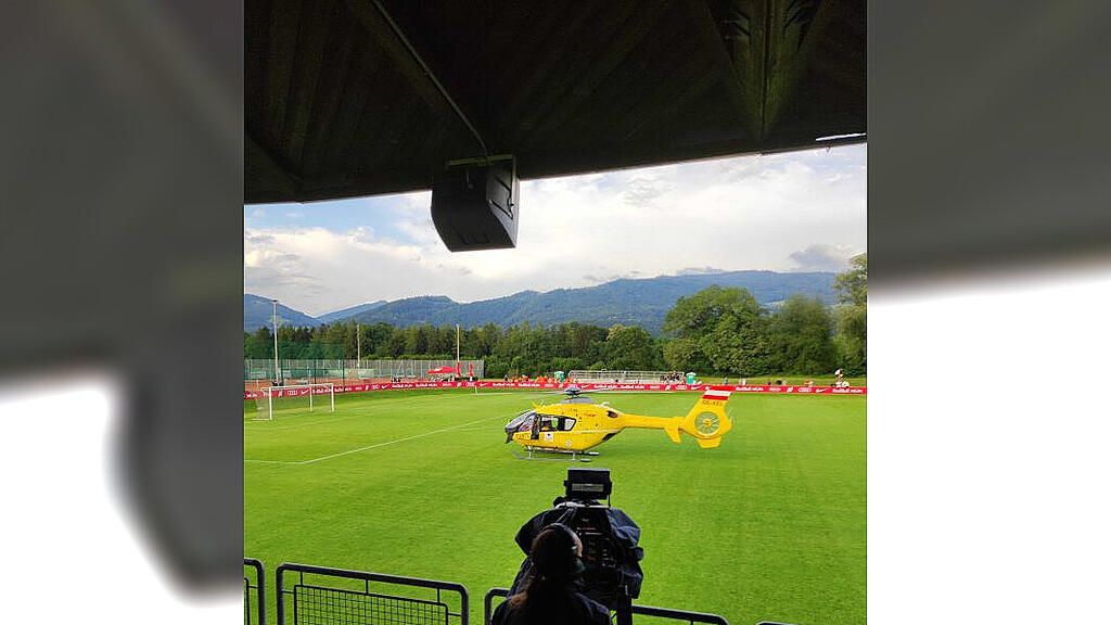 Fan stürzt in Anif von Tribüne