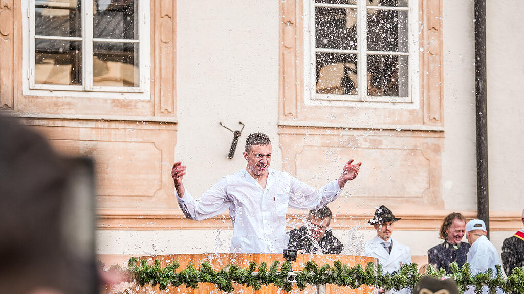 Der traditionelle Metzgersprung in Salzburg
