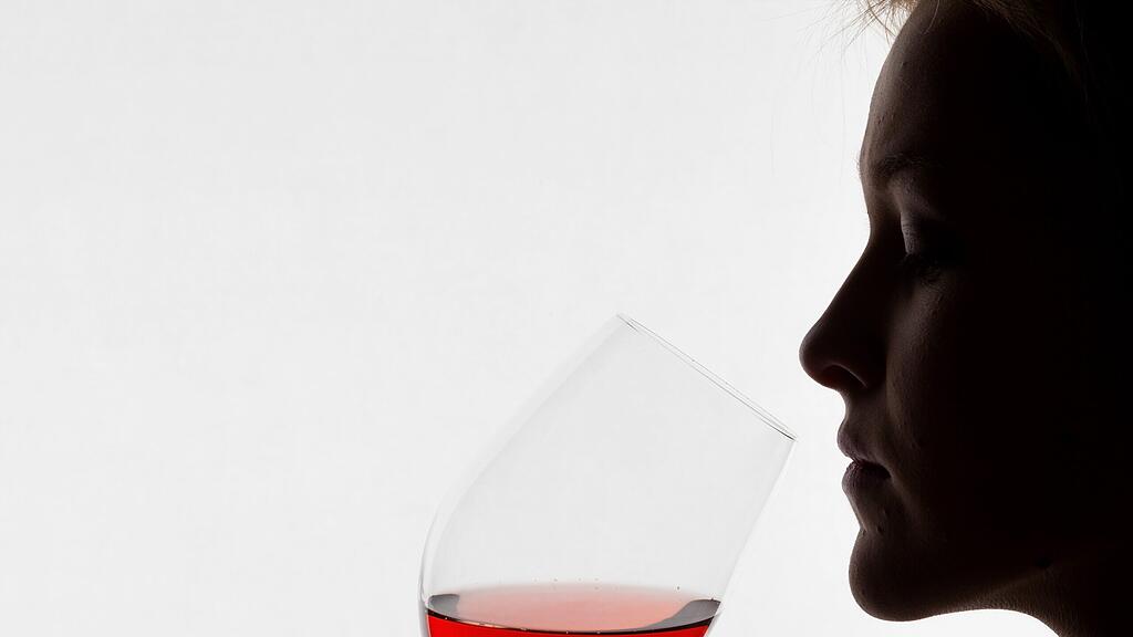 Die Frau hatte über drei Promille Alkohol im Blut. (Symbolbild)