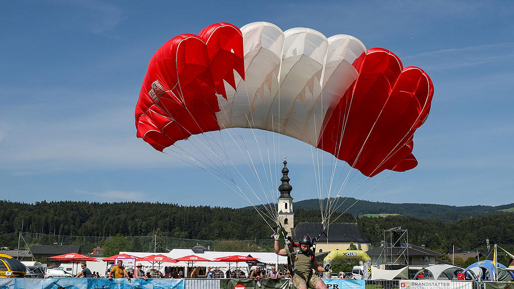 Weltcup_Fallschirmspringen20240823010.jpg