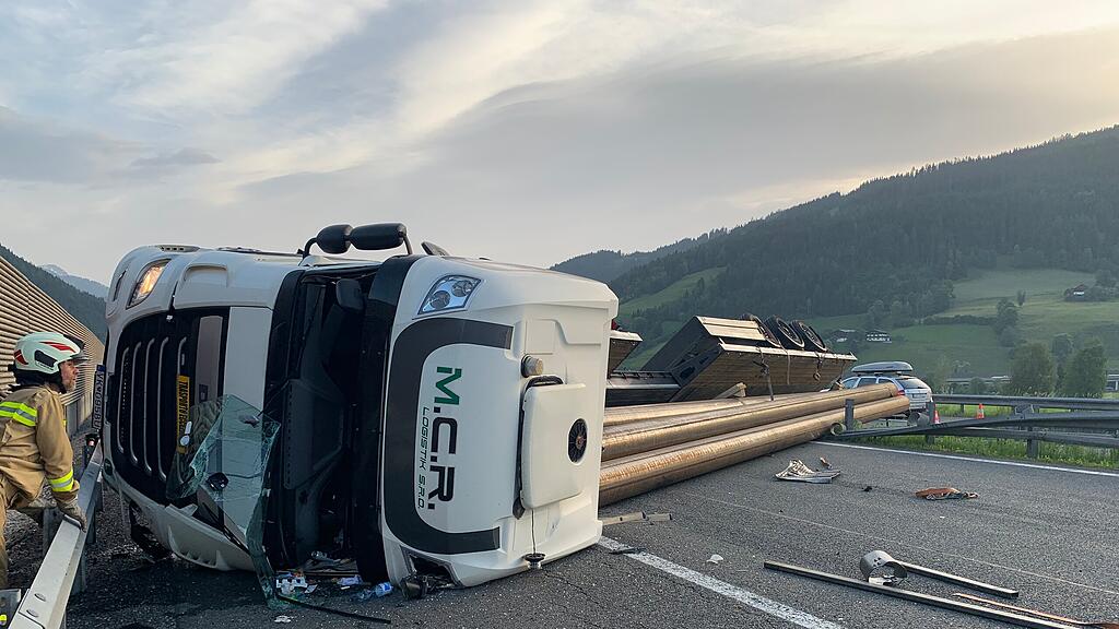 Lkw-Crash in Altenmarkt