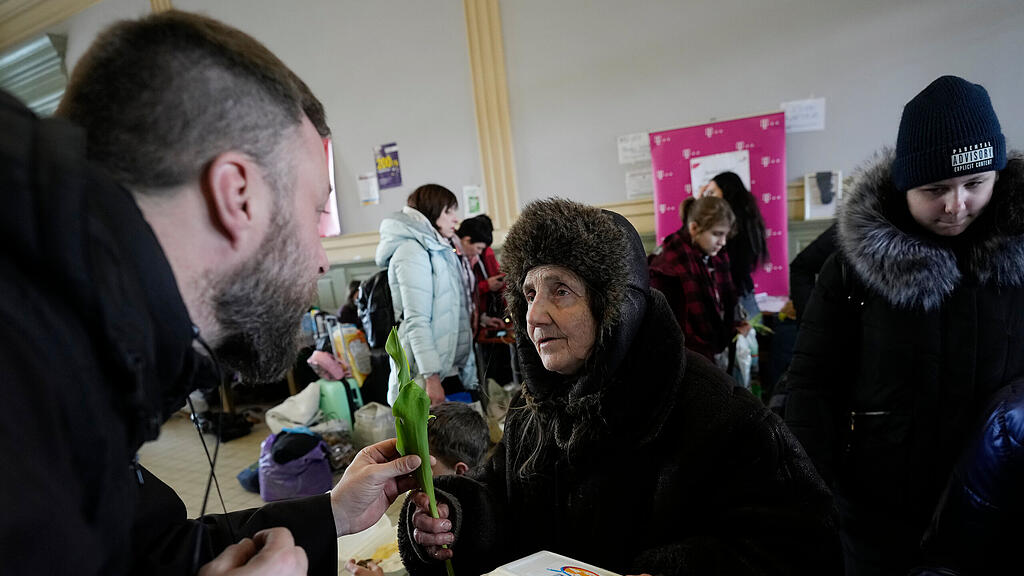 Ukraine-Krieg, Tag 13: Fl\u00fcchtlinge