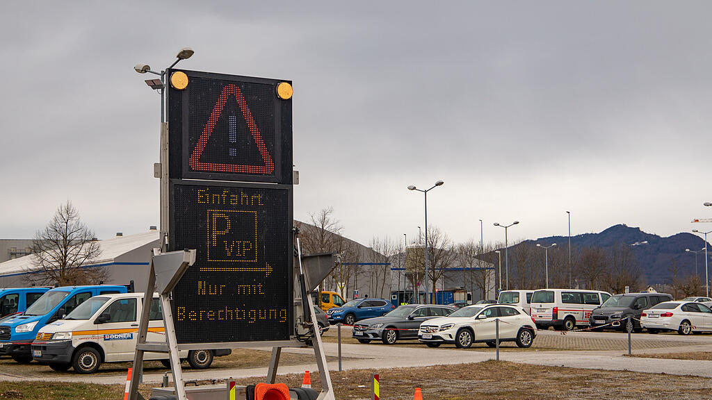 20220216_fmt_kein_parkplatz_bullenarena_mw-8.jpg