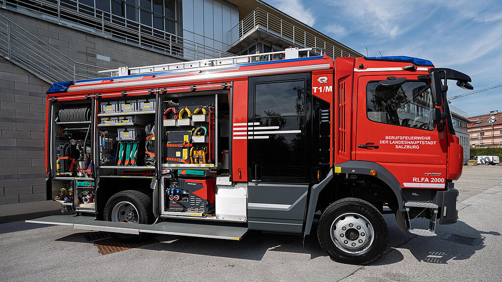 Zwei neue Fahrzeuge für Salzburger Berufsfeuerwehr