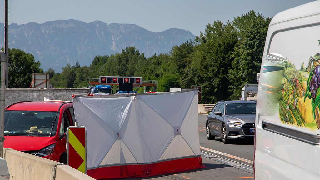 Tödlicher Pkw-Unfall A1 Flughafen
