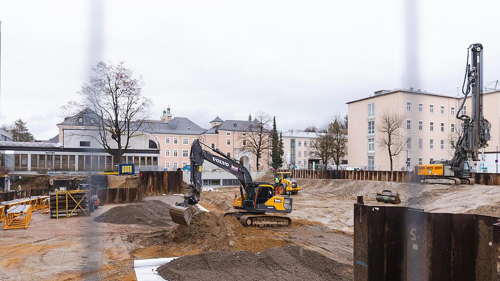 HausL_Baustart (1 von 4).jpg
