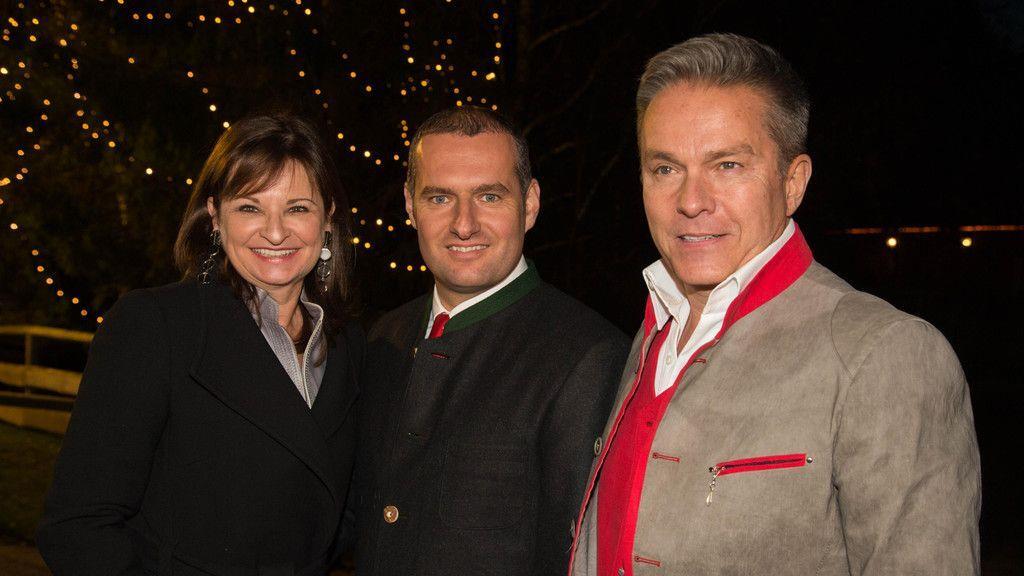 Weihnachtsmarkt-Eröffnung auf Gut Aiderbichl