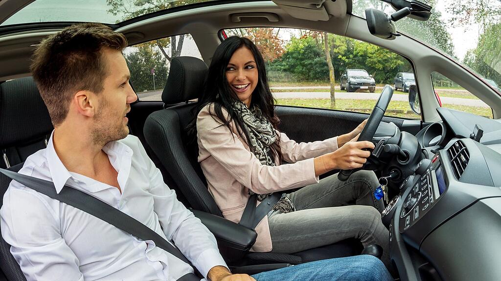 In Holland dürfen Fahrlehrer mit Sex bezahlt werden.