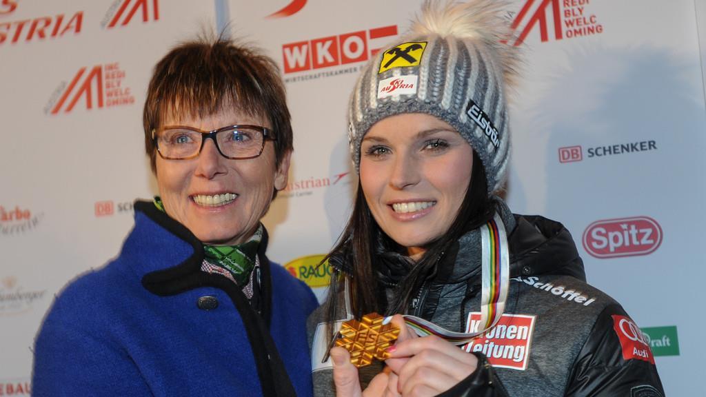 Ski-WM: Anna Fenninger feiert mit Stars im Haus "Ski Austria"