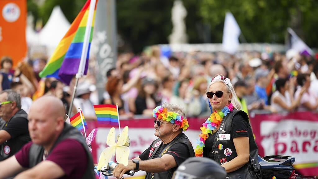 Regenbogenparade Wien 2023