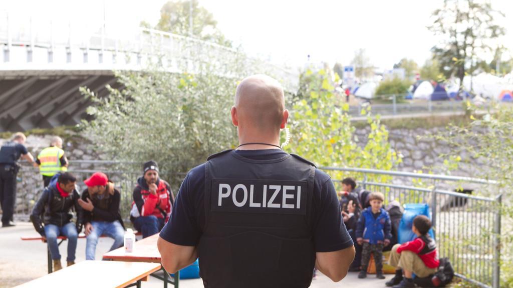 Flüchtlinge: Strom von Saalachbrücke wegverlagert