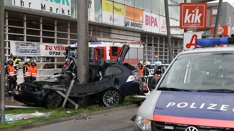Zwei Tote bei Crash