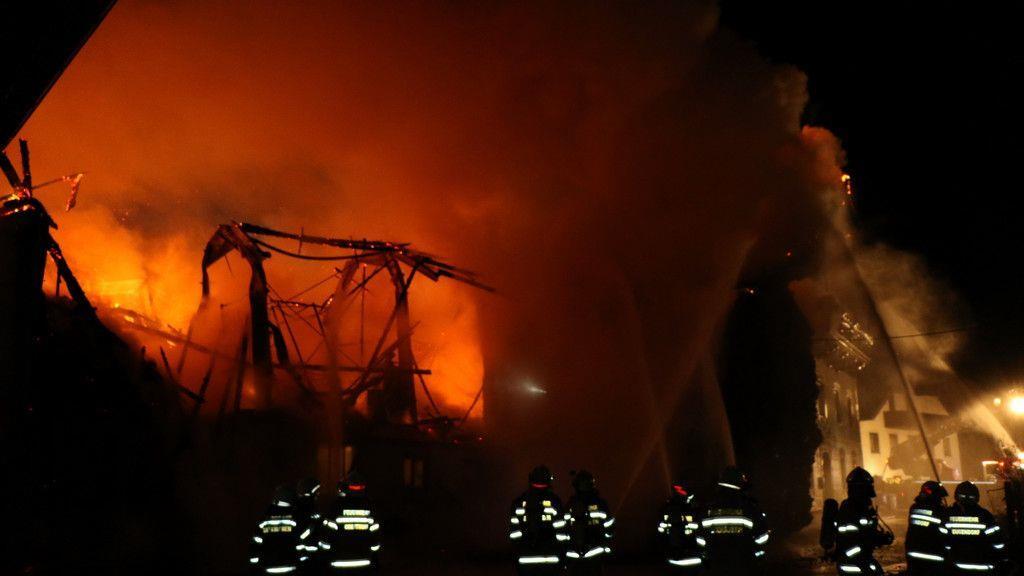 Alarmstufe 4: Großbrand in Seekirchen