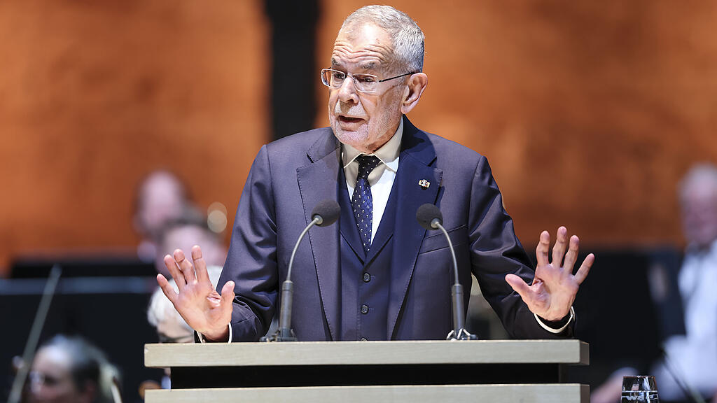 ++ HANDOUT ++ SALZBURGER FESTSPIELE 2025: ERÖFFNUNG - VAN DER BELLEN