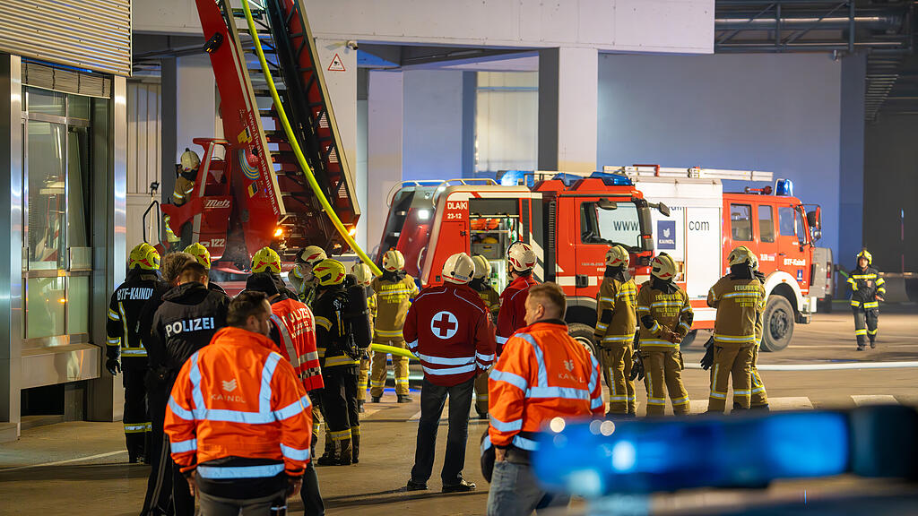 Brand bei Kaindl in Wals I