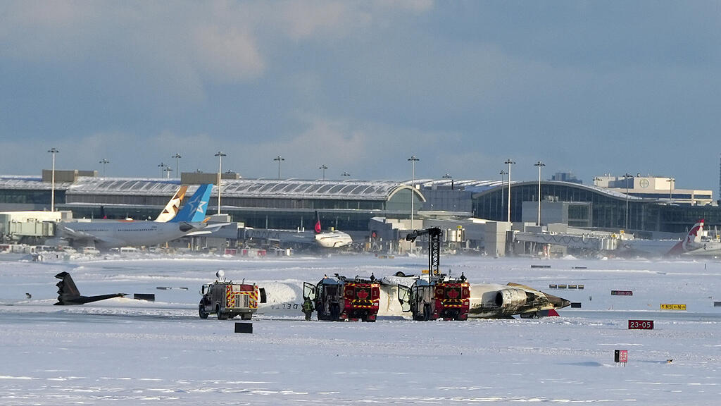 Flugzeug-Bruchlandung in Toronto