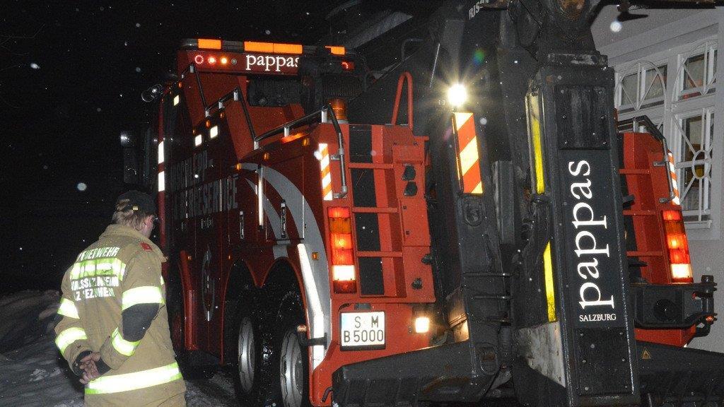 Schwierige Lkw-Bergung