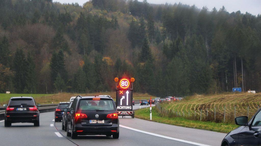 Sturm sorgt für Sperre der A8