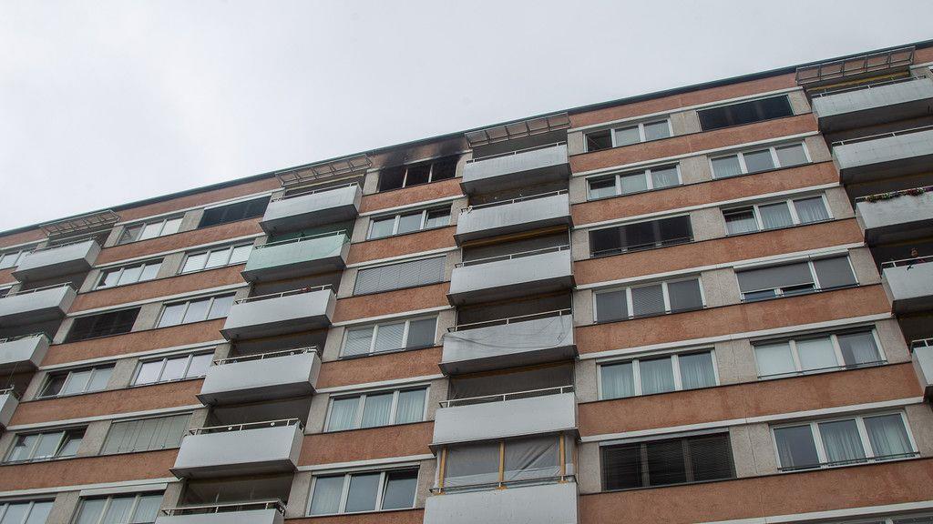 Flammen zerstören Wohnung in Salzburg-Lehen