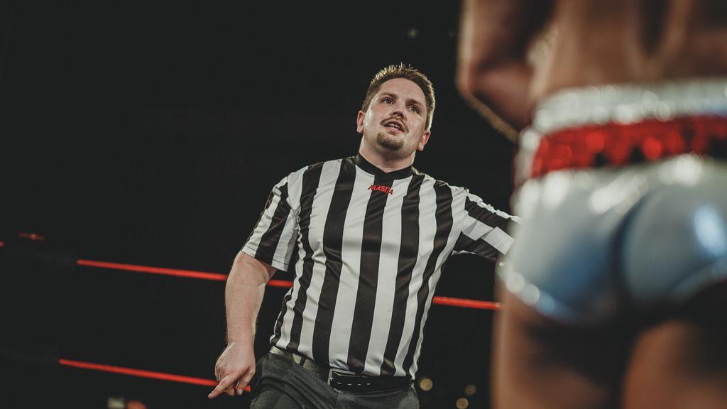 Catch Wrestling, III