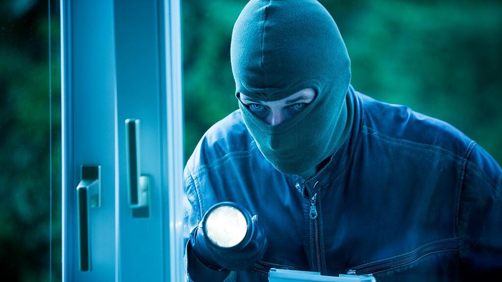 Fünf Einbrüche in einer Nacht verübten die unbekannten Täter.