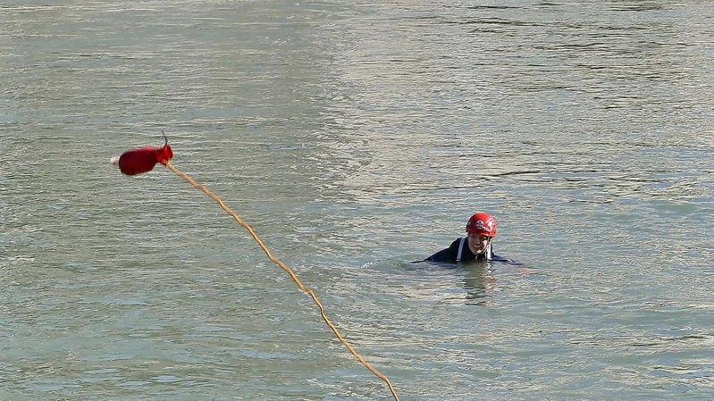 Schauübung der Wasserrettung