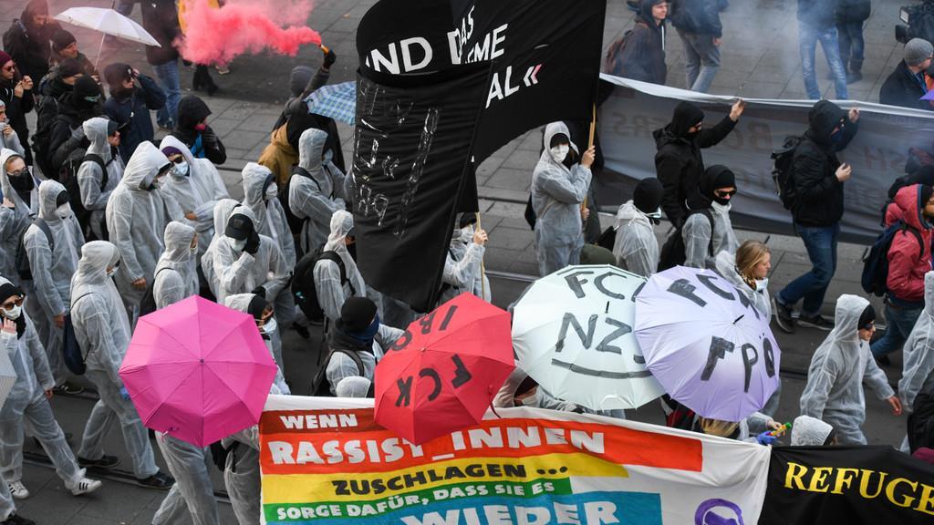 "Verteidiger Europas": Gegendemo