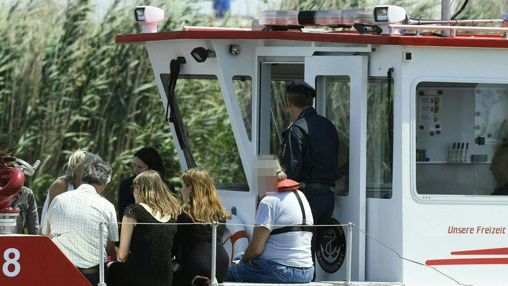 Tatrekonstruktion am Neusiedler See