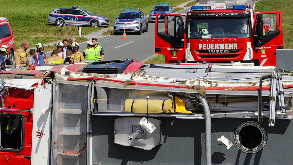 VU Feuerwehrauto Göming