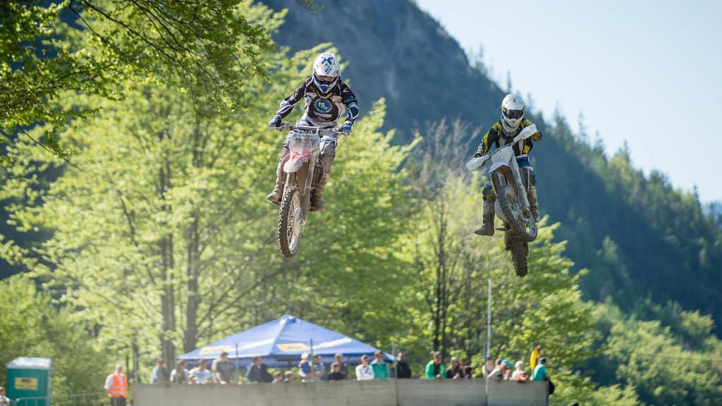 XBOWL MOTOCROSS RACE III