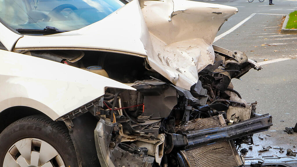 Pkw-Crash Salzburg-Nonntal