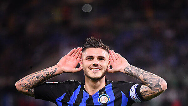 Mauro Icardi fordert nach einem Tor Jubel ein