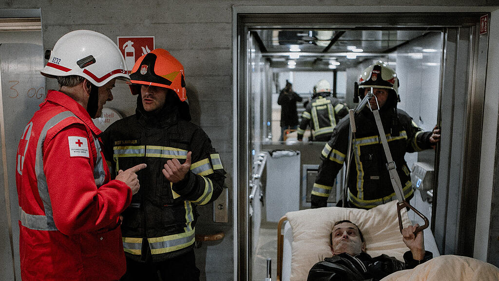 Feuerwehrübung im neuen Seniorenwohnhaus Nonntal