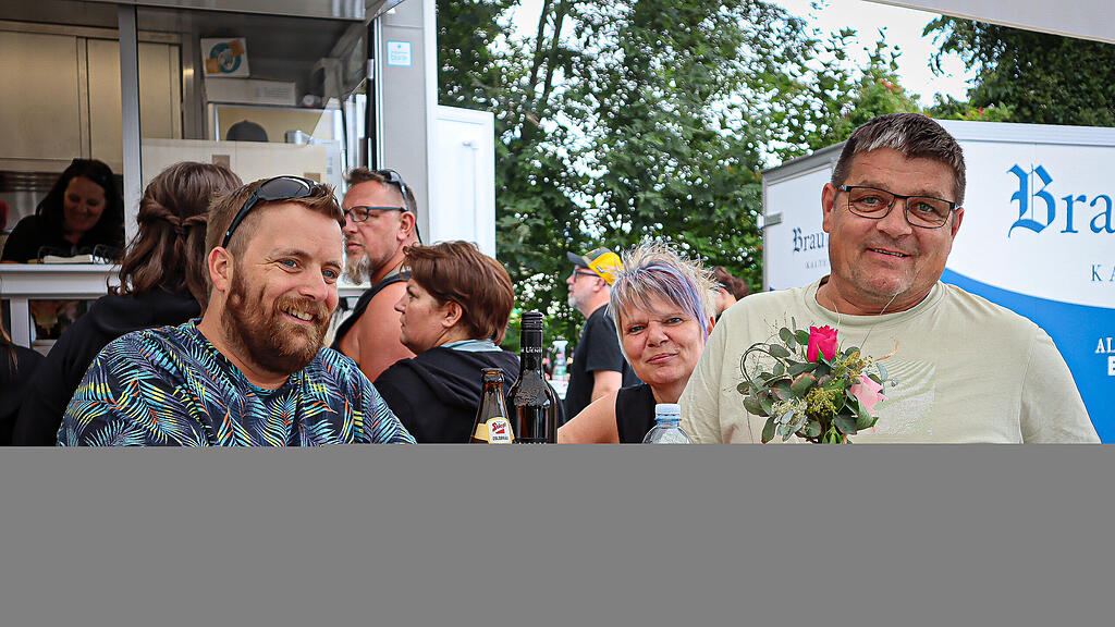 "Hons Wurscht" W\u00fcrstelstand Hallein