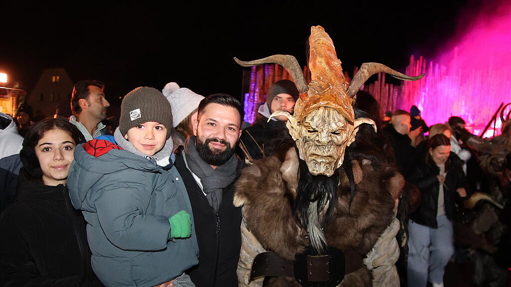 St. Leonhard Krampus-Show beim Untersberg