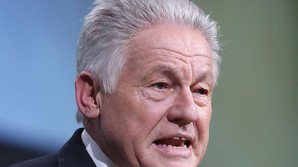 Pühringer sprach von Fortschritten bei Bildungsreform