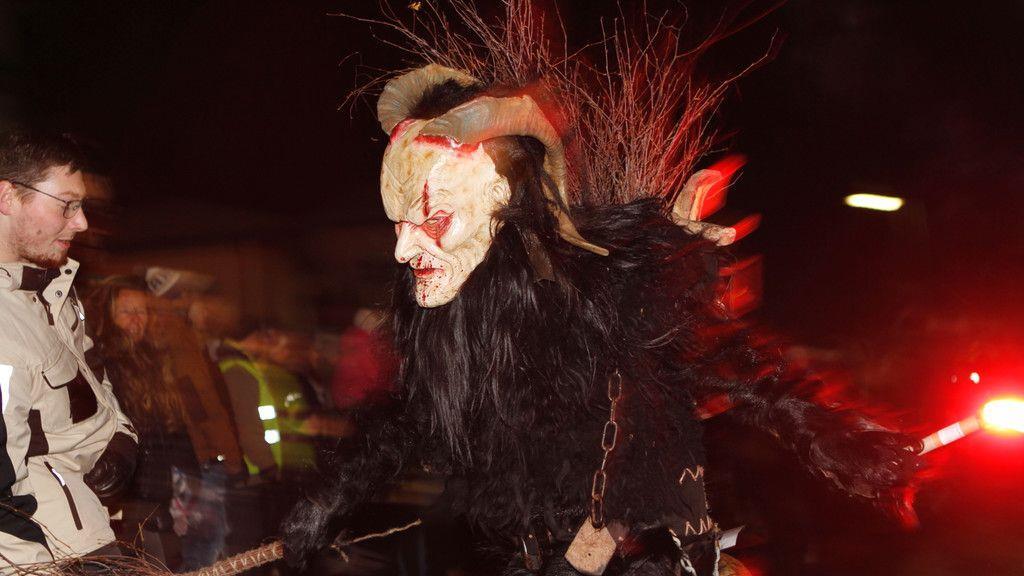 Perchtenlauf in Henndorf