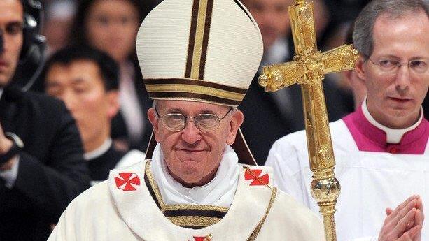 Papst begann Osterfeiern mit Chrisam-Messe