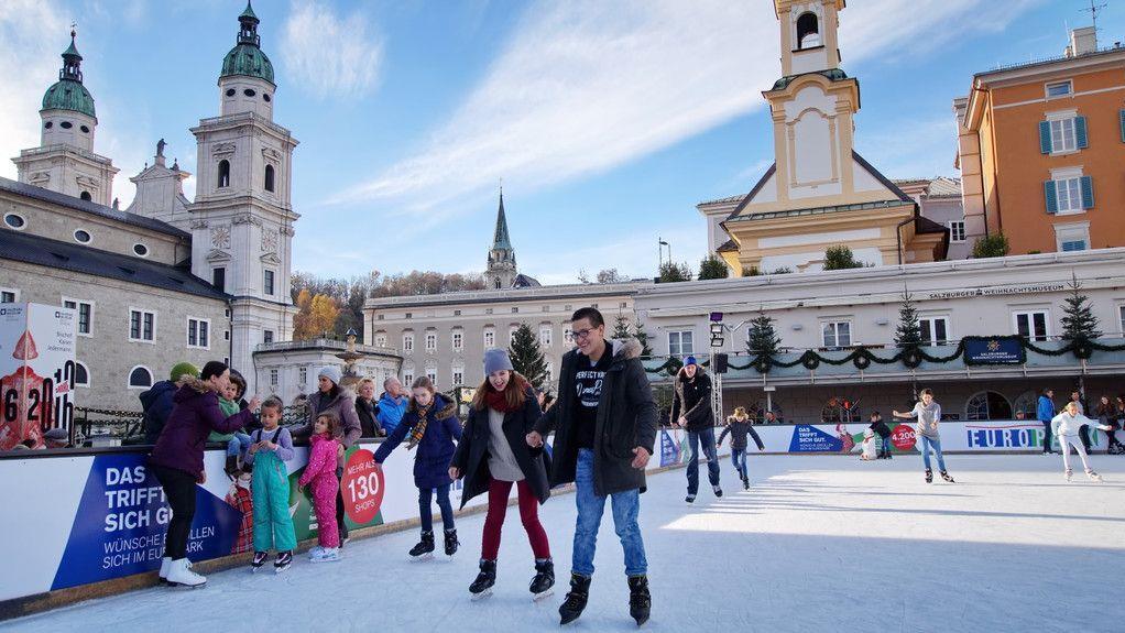 Eislaufen Mozartplatz