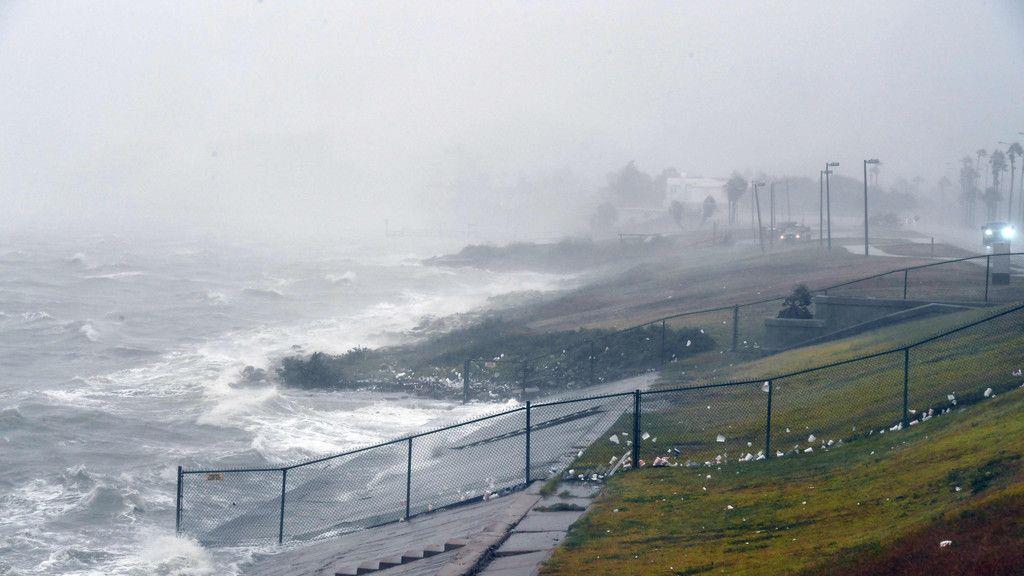 Hurrikan "Harvey" erreicht Küste