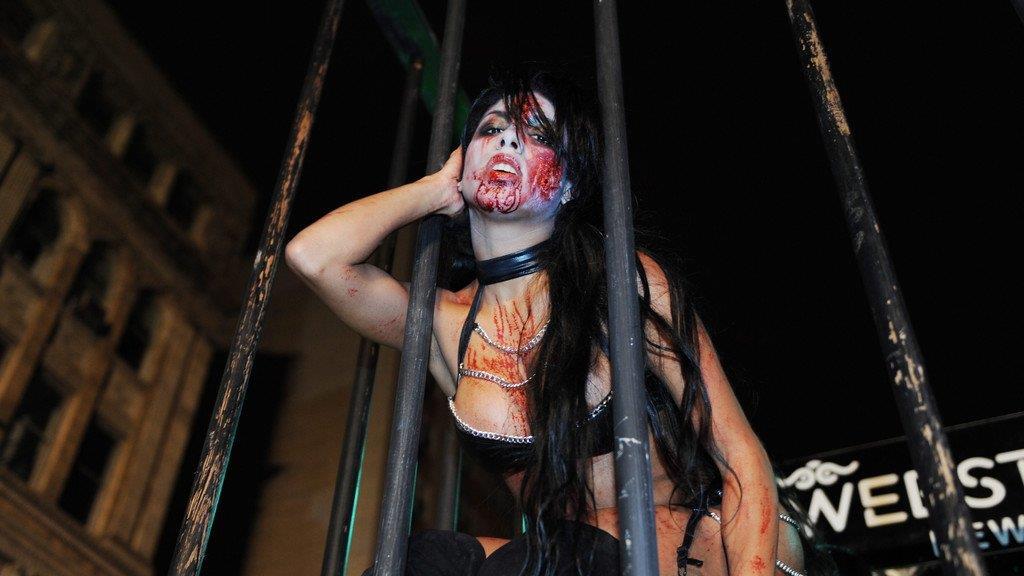 Zehntausende Menschen feierten Halloween-Parade in New York
