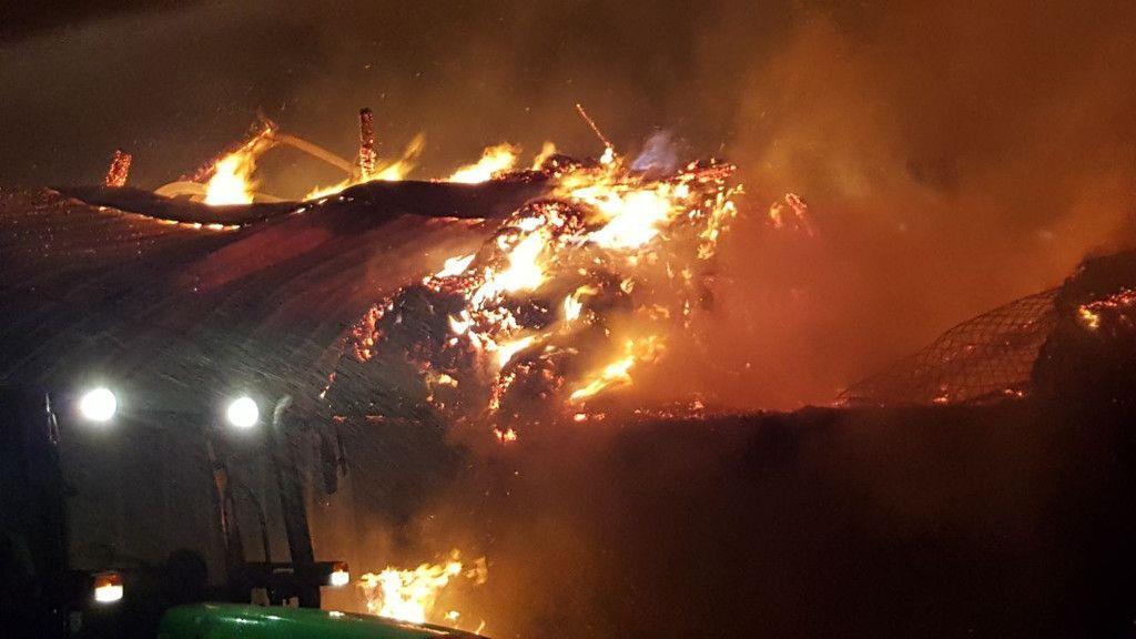 Großbrand bei Bauernhof in Seekirchen III