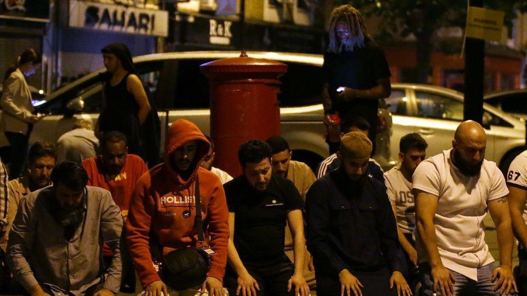 Terror in London: Fahrzeug rast in Menschenmenge