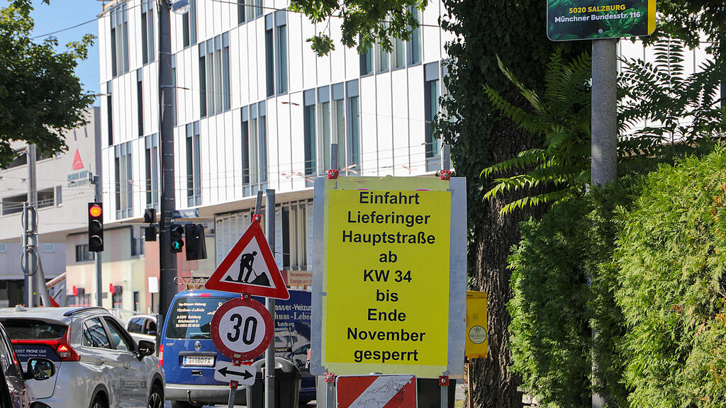 Münchner Bundesstraße: Asphaltierung