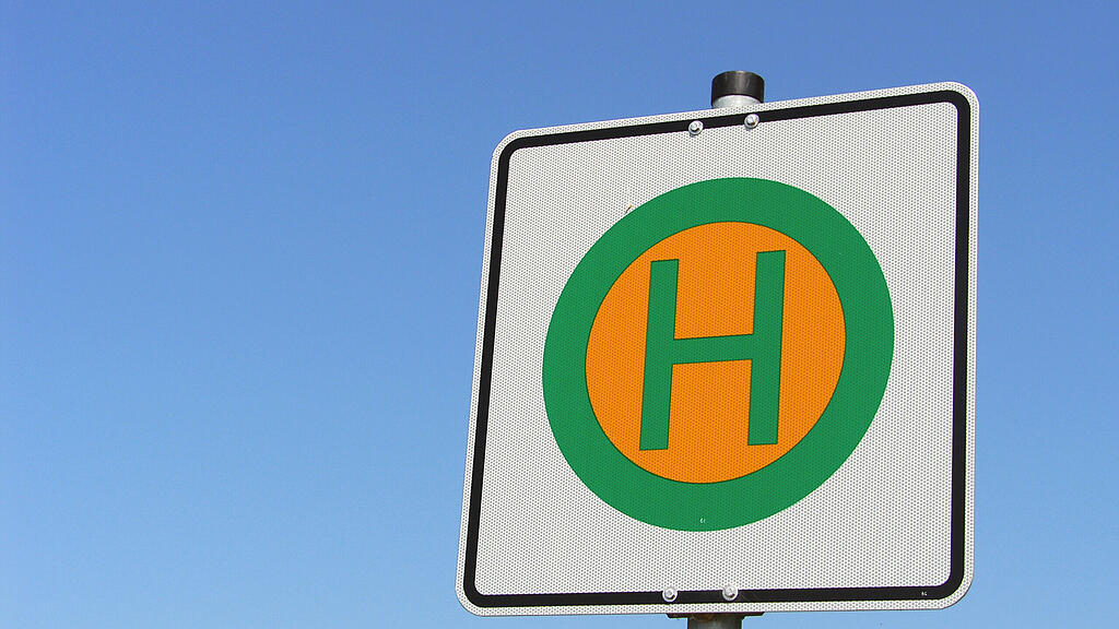 Reisebus, Stopp, Halt, Haltestelle, Aussieg