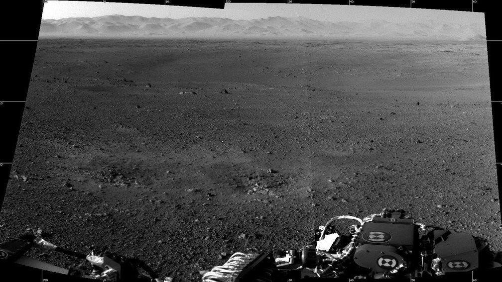 Marsrover "Curiosity" sendet farbiges Panorama-Foto