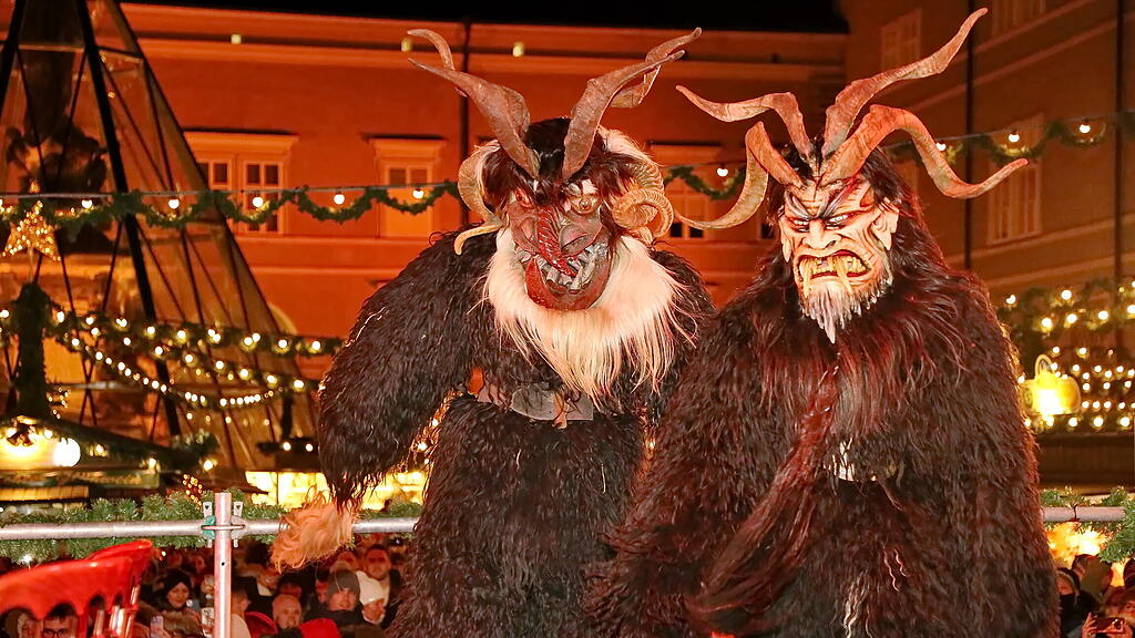 20231221_fmt_perchtenlauf_raunacht_dompl_KJ010.JPG